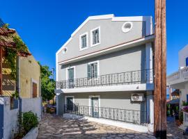 FOURLANOU HOUSE、ハルキのホテル