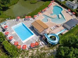 Fotos de Hotel: Camping Country Park Touquin - Site Officiel - Next to Disneyland Paris