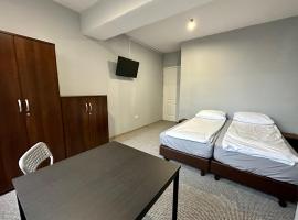 Hotel Photo: BLUE Hostel - Private Rooms by Przyjazny Najem