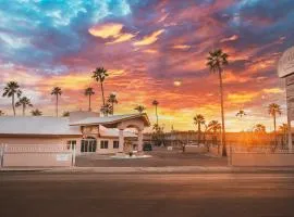 El Camino Hotel & Suites