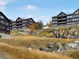 호텔 사진: 3 Bedroom Awesome Apartment In Rjukan