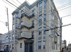 Hotel Photo: 135 Hawthorne ave