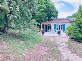 Hotel Photo: Le Jardin de Pierrefeu