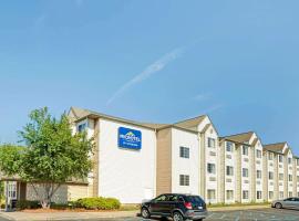 A picture of the hotel: Microtel Inn & Suites by Wyndham Detroit Roseville