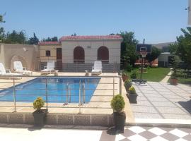 A picture of the hotel: Villa Naima