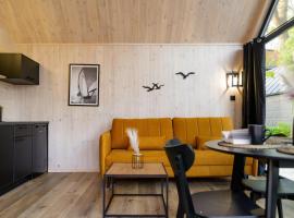 Morska Przystań Pilëce - Jacuzzi, hotel in Jastrzębia Góra