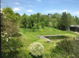 Hotel kuvat: La ferme aux oiseaux B&B