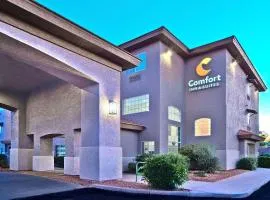 Comfort Inn & Suites Sierra Vista near Ft Huachuca, מלון בסיירה ויסטה