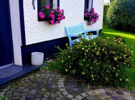 Hotel Photo: Apartment with garden in a wooded setting