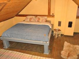 Hotel Photo: Vintage cozy village house