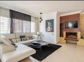 Foto do Hotel: Luxueux et moderne duplex in Hay Riad