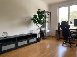 Zdjęcie hotelu: Modern Studio Apartment in Berlin with Garden Near Sea