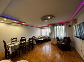 A picture of the hotel: Family&Friends apartment Lazur