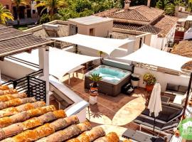 Hotel Photo: Town house with jacuzzi and foosball table