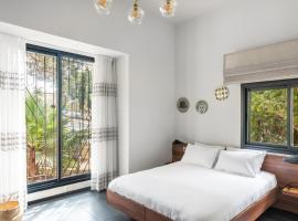 מלון צילום: Carmel Suites by Olala Homes