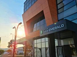 รูปภาพของโรงแรม: Hotel Emerald