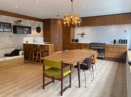 รูปภาพของโรงแรม: Aalborg - Beautifully renovated luxus apartment