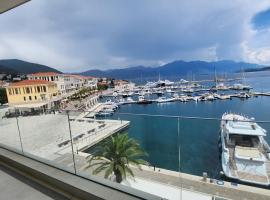 Hotel Photo: Portonovi - Marina Residences Sea View Apartment