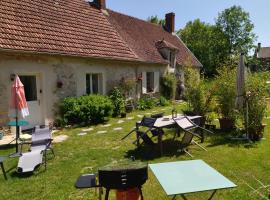 Hotel fotoğraf: Gite de la Pierre Bleue, Maison à la campagne, Atelier d'Artiste