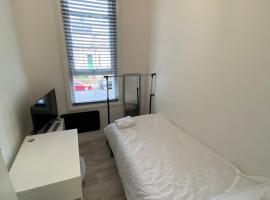 Hotel fotografie: Small Single room walking distance to Hove Station