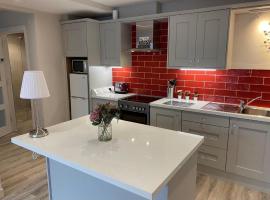 Foto do Hotel: Trinity Apartments Four 1-Bedroom Apts Waterford City Centre