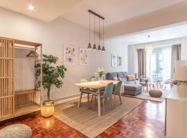 Фотографія готелю: Spacious and lovely in the City Center of Bilbao