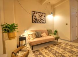 Hình ảnh khách sạn: Chic duplex maisonette in Valletta centre-DDEM4