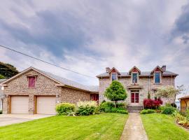 Riverside Retreat, Hotel in Brockville