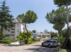 A picture of the hotel: Hotel La Fonte a 300m uscita A14 Pescara Nord