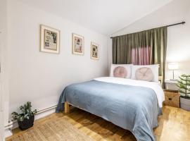 Hotel Foto: Lovely Flat with Terrace on Istiklal Street