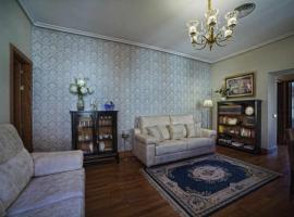 Hotel Photo: Palace suite apartment by Toledo AP