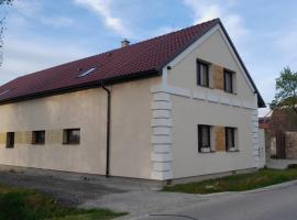 Hotel Foto: Southfork u Štěpánků - Apartmán Branišov