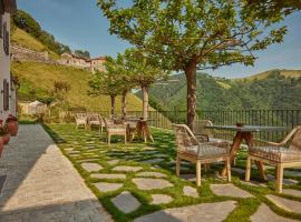 Foto di Hotel: "La Casa dei Gelsi" - Panorama Lodge by Stay Generous