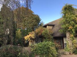 A picture of the hotel: Sandford Meadow Guest House