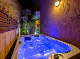 Gambaran Hotel: Bel Appartement Centre-ville Avec Jacuzzi Privatif