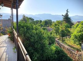 Hotel Photo: Perfect Central Base for Exploring Messinian Region - Village House