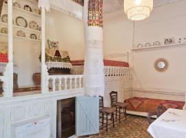 Hotel Photo: Traditional Karpathian house