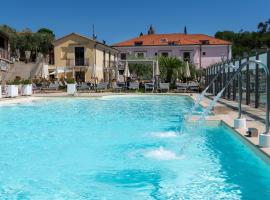 酒店照片: Residence Villa il Casale - appartamenti wellness e piscina riscaldata