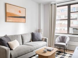 호텔 사진: Midtown East 1br w media room nr Grand Central NYC-1169