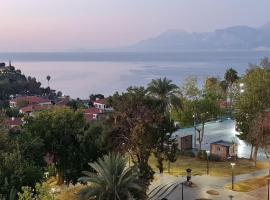 Фотография гостиницы: Antalya deniz manzaralı jakuzili KRAL dairesi