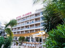 A picture of the hotel: Hotel Planas