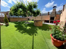 Casa Juani, hotel in Ateca