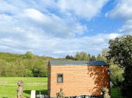 Joy Tiny House Perche、La Madeleine-Bouvetのホテル