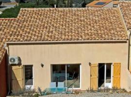 Photo de l’hôtel: Maison confortable à 10 km des plages de la Méditerranée au bord du village pittoresque