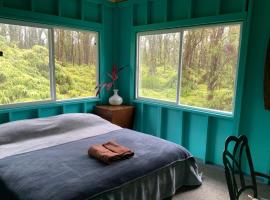 Hotel kuvat: Simple Rustic studio deluxe bed in tropical fruits garden