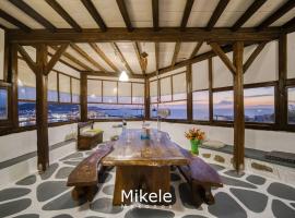 Hotel Foto: Central Traditional Apt with PortView Mykonos-Town