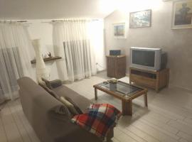 Hotel kuvat: Room in Guest room - Single room between Padua and Chioggia