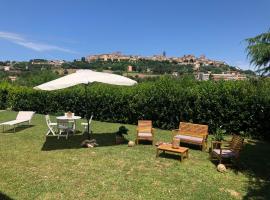 ホテル写真: Luisa Country House - Pace e Tranquillità tra le colline marchigiane