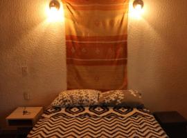 Фотография гостиницы: Room in House - Una Joya Para Dormir En Chapalita