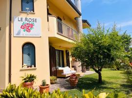酒店照片: Villa Le Rose - 5 minuti dal mare e Misano World Circuit